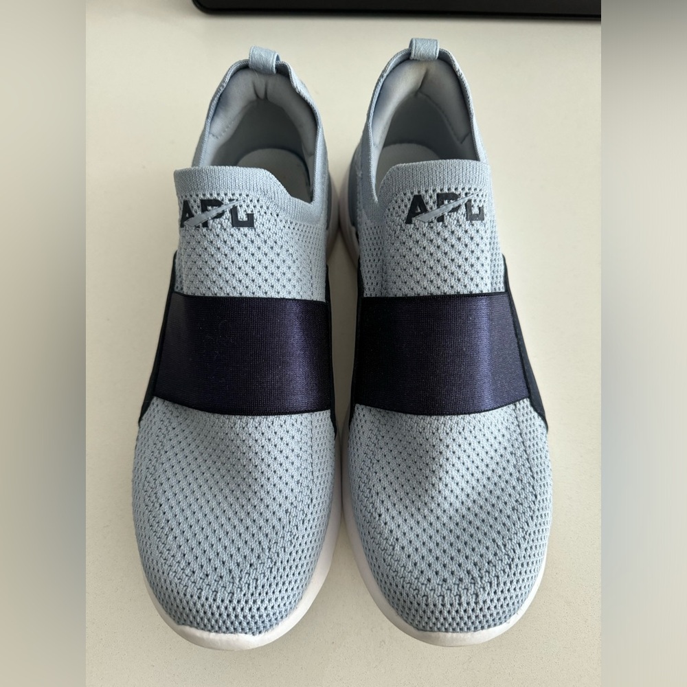 APL Sneakers